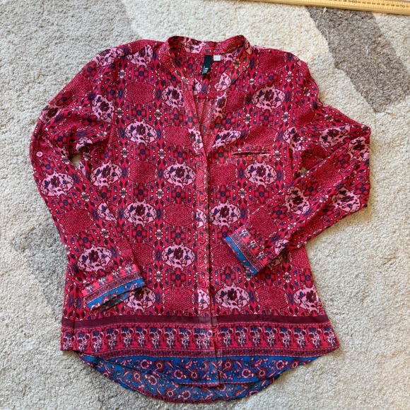 Kut from the Kloth Tops - KUT from the Kloth Red Boho Medallion Print Button Down Blouse Small Womens